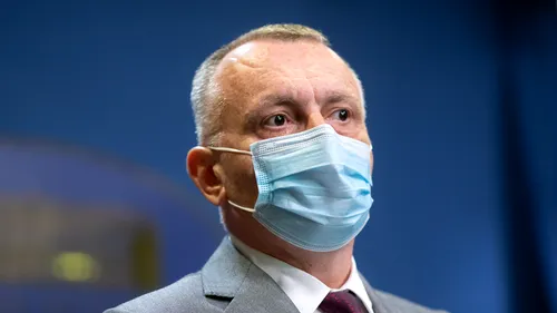 VIDEO | Sorin Cîmpeanu: Până luni la ora 19.00 au fost raportate 86 de cazuri pozitive la testele de salivă în rândul elevilor
