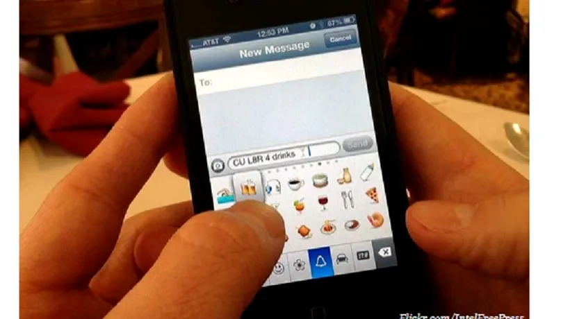 Un scoțian care a trimis mai multe pictograme emoji atașate mesajelor sale a ÎNLEMNIT când a primit factura telefonică. Ce trebuie să știți când folosiți astfel de SMS-uri