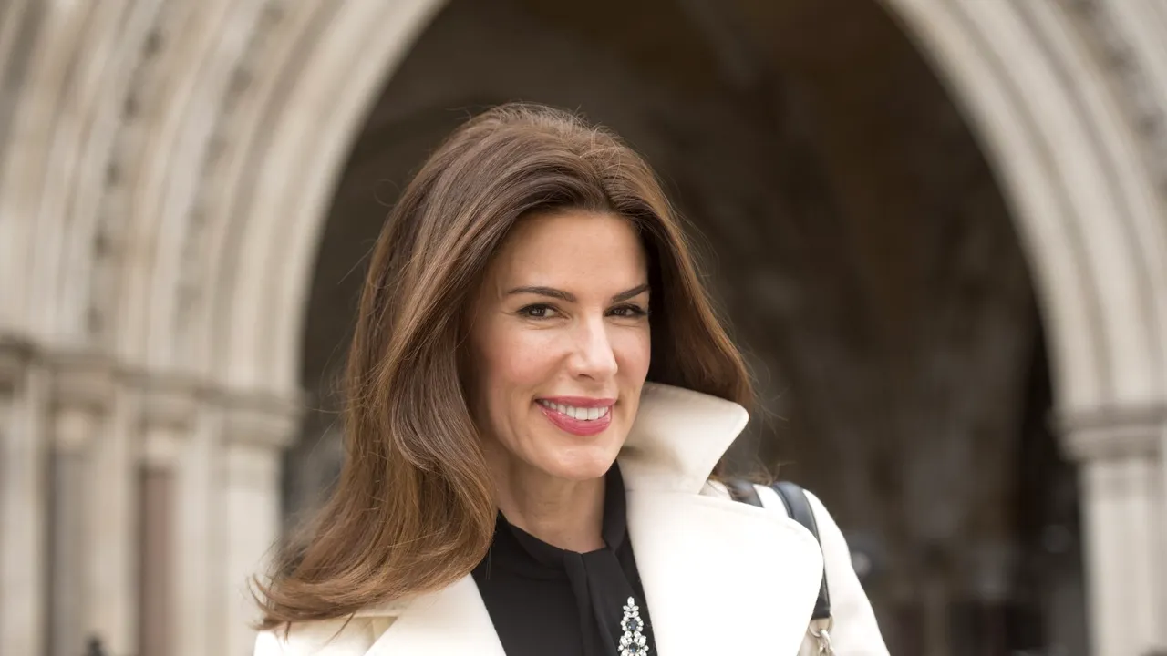 Femeia care a primit 100 de milioane de dolari la divorț