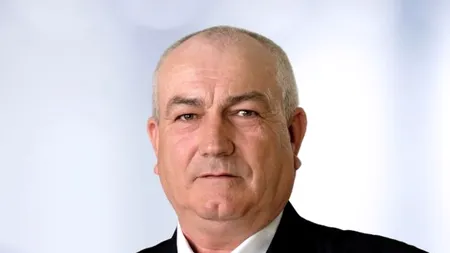 Fost primar din Iași, condamnat pentru că a plecat acasă cu două bidoane din primărie după ce a pierdut alegerile