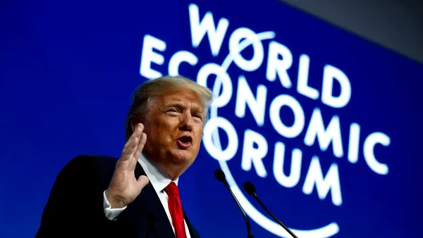 Forumul de la Davos, ziua 3. Avionul lui Trump a aterizat pe aeroportul din Zurich. Rutte: „Europenii vor veni în ajutorul SUA în caz de nevoie“