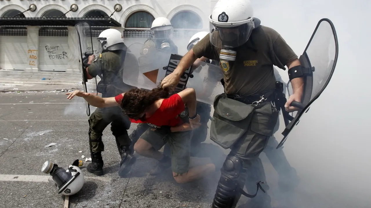 Șeful Institutului pentru Finanțe Internaționale: Ieșirea Greciei din zona euro ar fi 