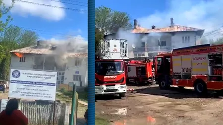 Panică la sediul unei primării din Dolj: A luat foc acoperișul clădirii, iar planșeul de la etajul 1 s-a PRĂBUȘIT / ISU: „Nu sunt victime”