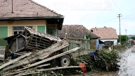 Peste o sută de curți și anexe gospodărești din Harghita, inundate în urma ploilor torențiale