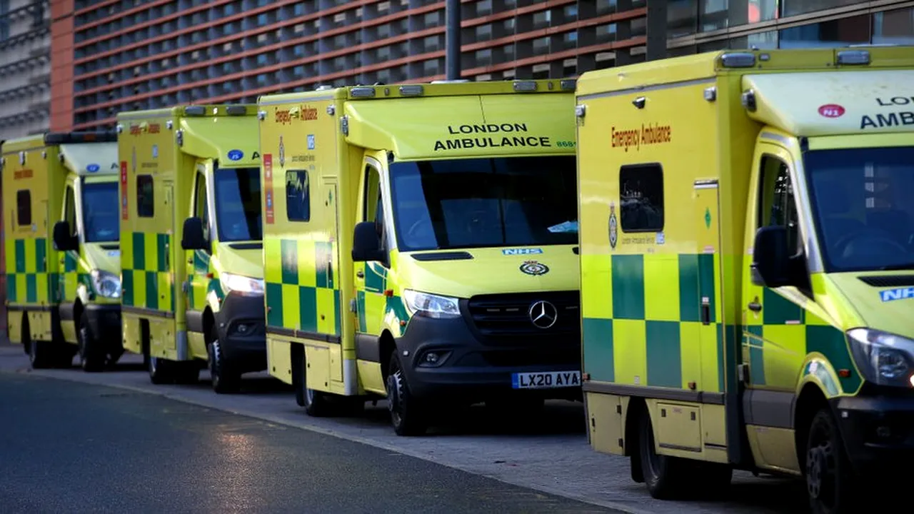 Bilanțul zilnic al numărului de cazuri cu coronavirus a explodat în Marea Britanie, după apariția noii tulpini