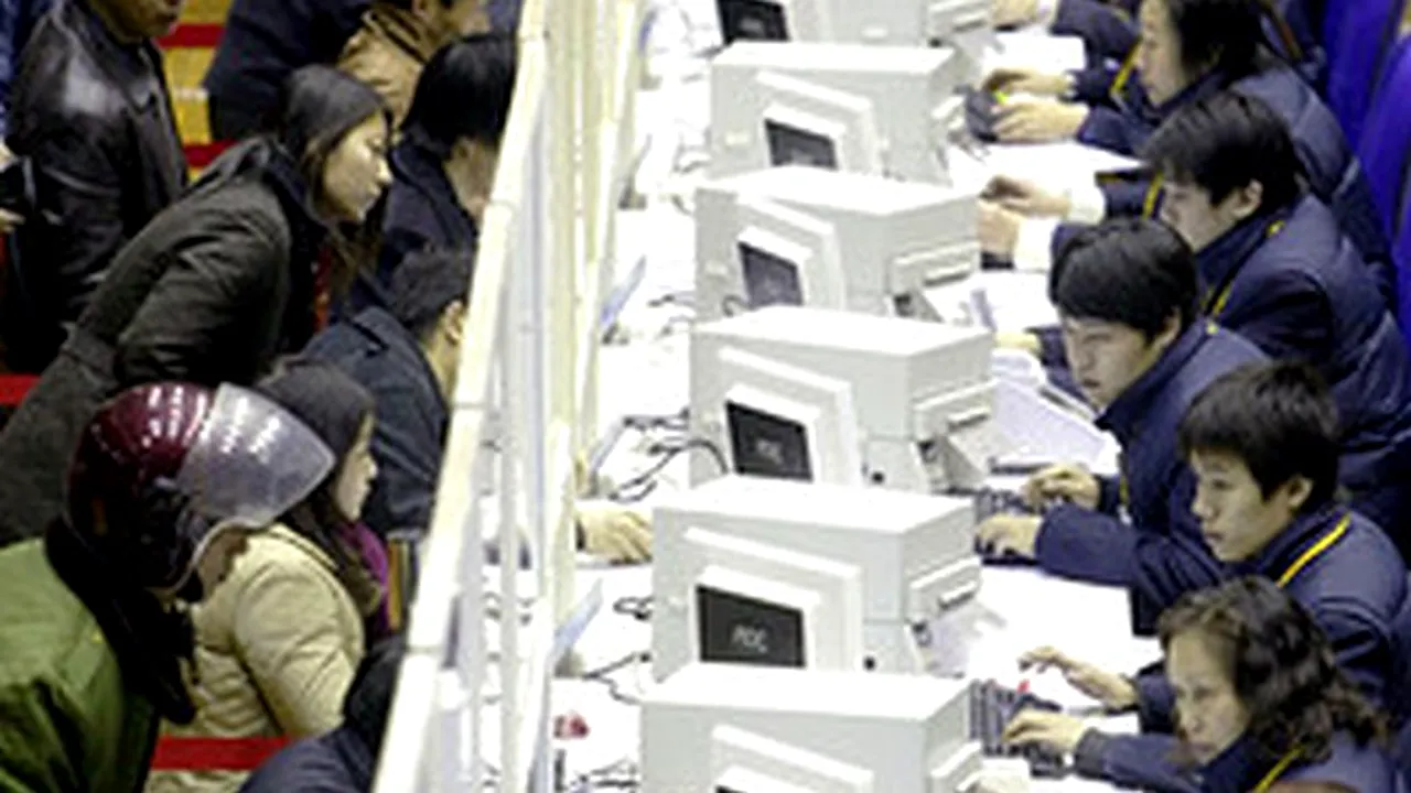 Demonstrat științific. Cinci metode prin care să fii fericit și eficient la serviciu