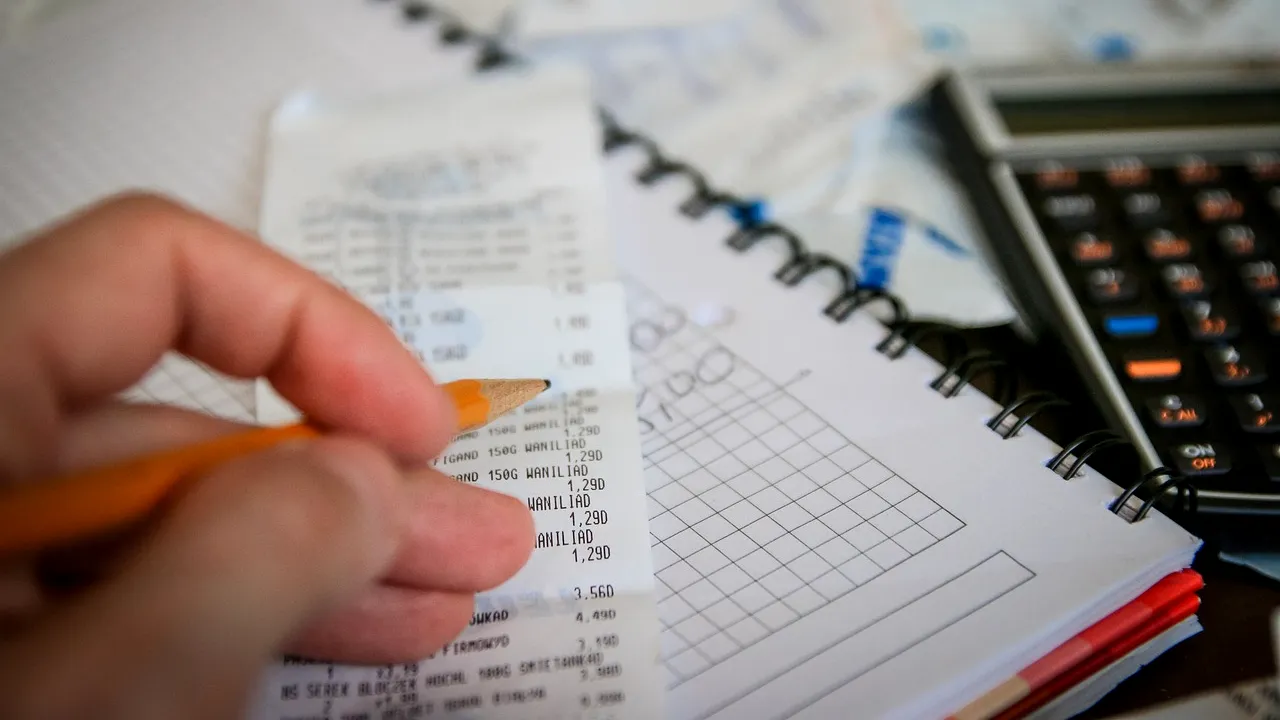 Proprietarii de case și terenuri ar putea plăti TAXE mai mari. În ce condiții se pot aplica majorările