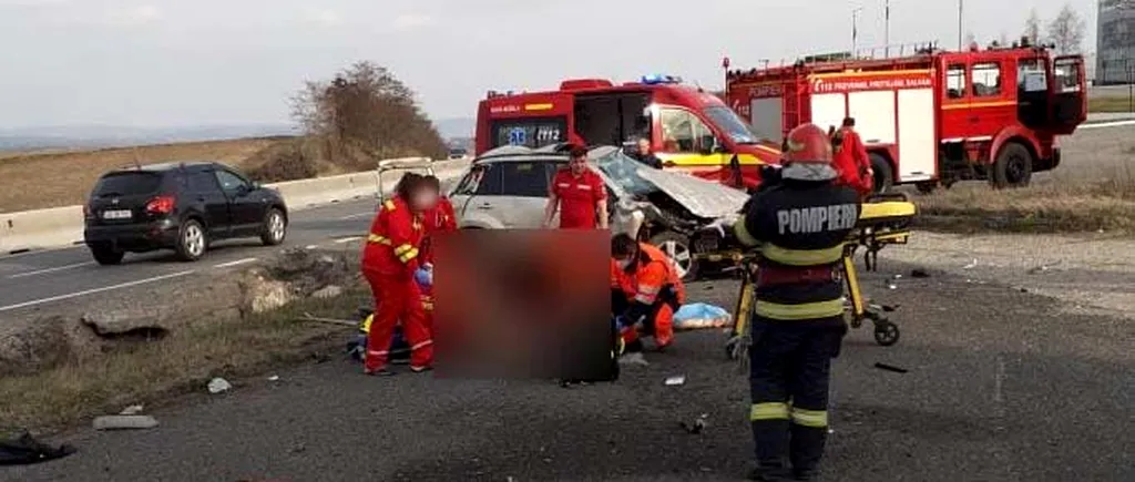 VIDEO | Un șofer în vârstă de 73 de ani a murit într-un grav accident rutier, produs pe un drum din județul Cluj