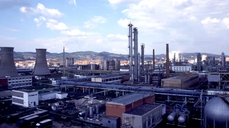 Guvernul vrea să acorde Oltchim un AJUTOR DE URGENȚĂ de 20 de milioane de euro