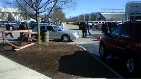 Poliția americană a descoperit dispozitive explozive într-o universitate din Florida, alături de corpul unui bărbat ce părea că s-ar fi sinucis