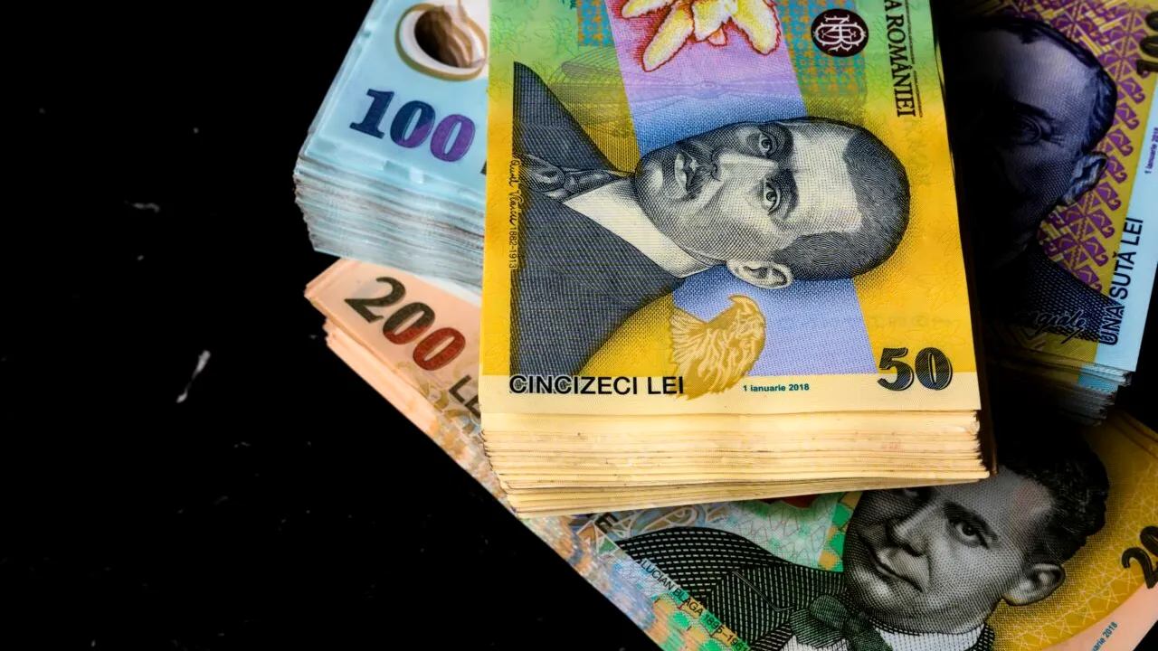 Se oferă 600 de lei acestor elevi! Ce pot face cu voucherele și cum intră în posesia lor