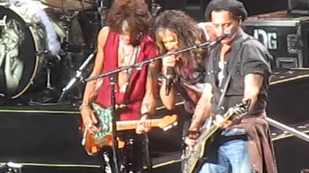 Johnny Depp, așa cum nu l-ați văzut niciodată. VIDEO