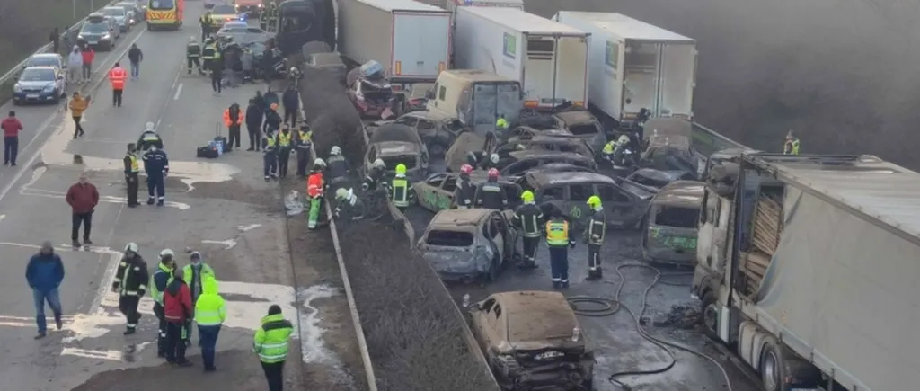 În total, cinci români au fost IMPLICAȚI în accidentul de pe autostrada M1 din Ungaria. Precizările MAE