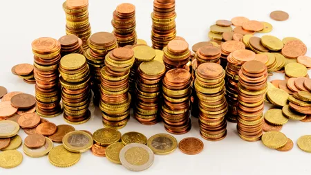 Euro a trecut de pragul de 4,5 lei, pentru prima dată în ultimele 11 luni