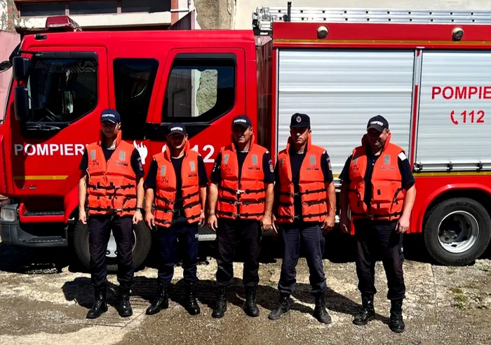 FOTO. Copil de 8 ani, la un pas să se înece în râul Prut. Salteaua pe care se afla a fost luată de vânt și purtată la doi kilometri de mal