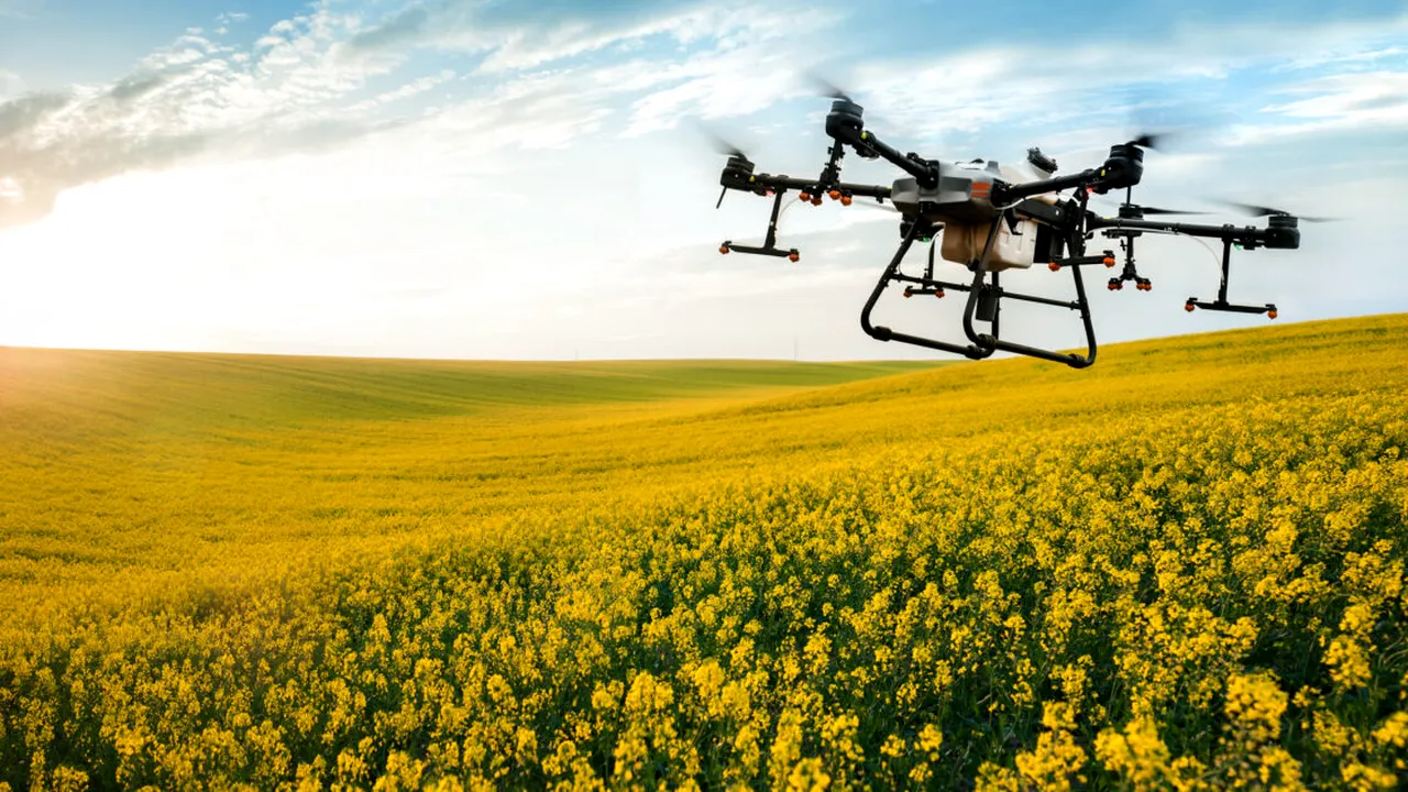 Dronele pentru agricultură, în vizorul Comisiei Europene. Reforma care ar putea schimba modul în care aparatele sunt utilizate