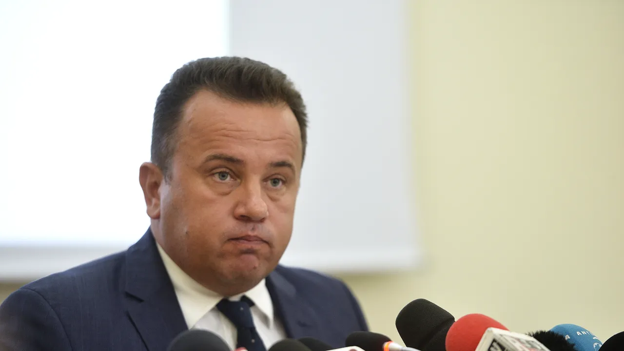 Cum a ajuns ministerul Educației în „județul Târgoviște