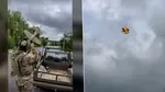 Cum doboară ucrainenii dronele lansate de Rusia. Este nevoie doar de un singur om și o aparatură foarte ieftină