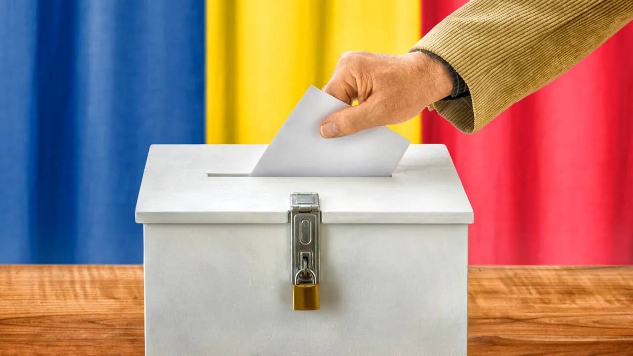 AVERTISMENT dur din partea USR pentru reprezentanții OSCE: Alegerile prezidențiale din luna mai ar putea fi anulate