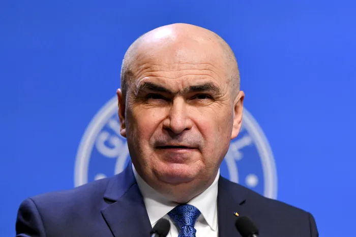 Bolojan anunță scăderea accizei la carburanți săptămâna viitoarea: 