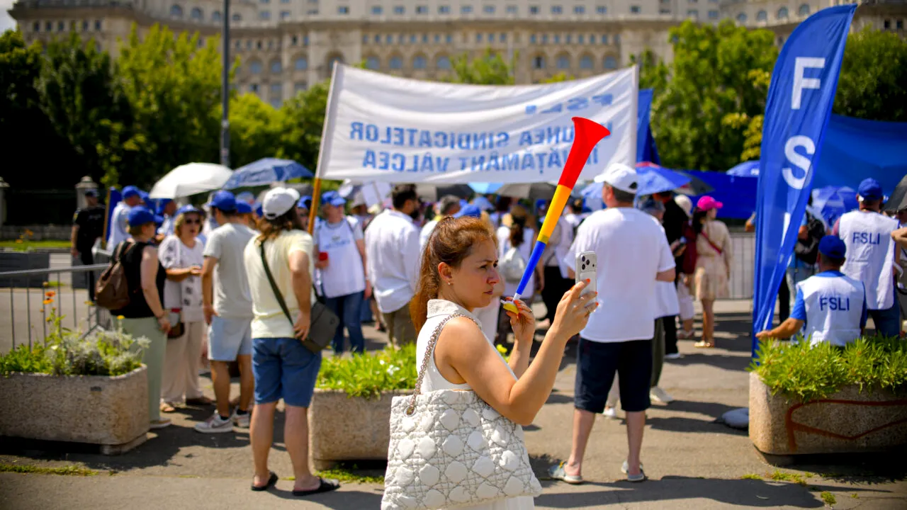 Sindicatele din Educație resping „categoric” propunerea privind salarizarea profesorilor prezentată la discuțiile de marți de la Palatul Cotroceni