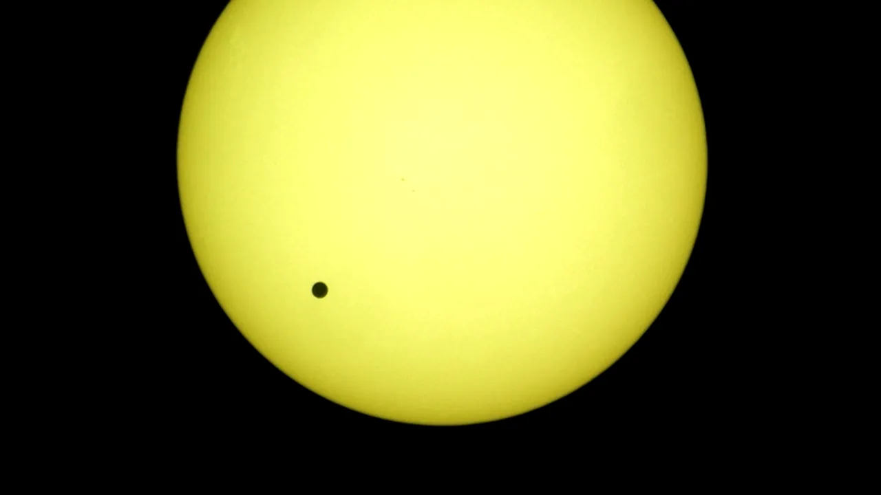 Cum se va vedea TRANZITUL PLANETEI VENUS din România. 