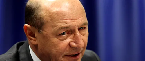 ADRIAN NĂSTASE S-A ÎMPUȘCAT. Traian Băsescu a sunat miercuri noapte la Ambulanță, pentru a se interesa de starea lui Adrian Năstase