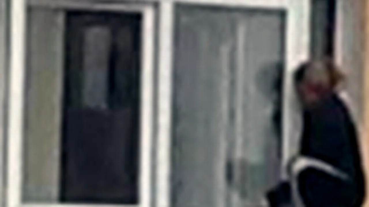 Interzis celor care au rău de înălțime: cum a făcut o femeie din Sibiu curățenia de Paște