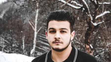 De la o simplă răceală, la un diagnostic crunt. Povestea emoționantă a unui tânăr de 19 ani operat de CANCER 