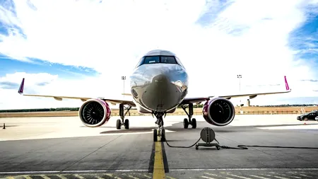 Haos la Craiova! Fotbaliștii de la Sparta Praga și suporterii echipei au rămas blocați pe aeroport