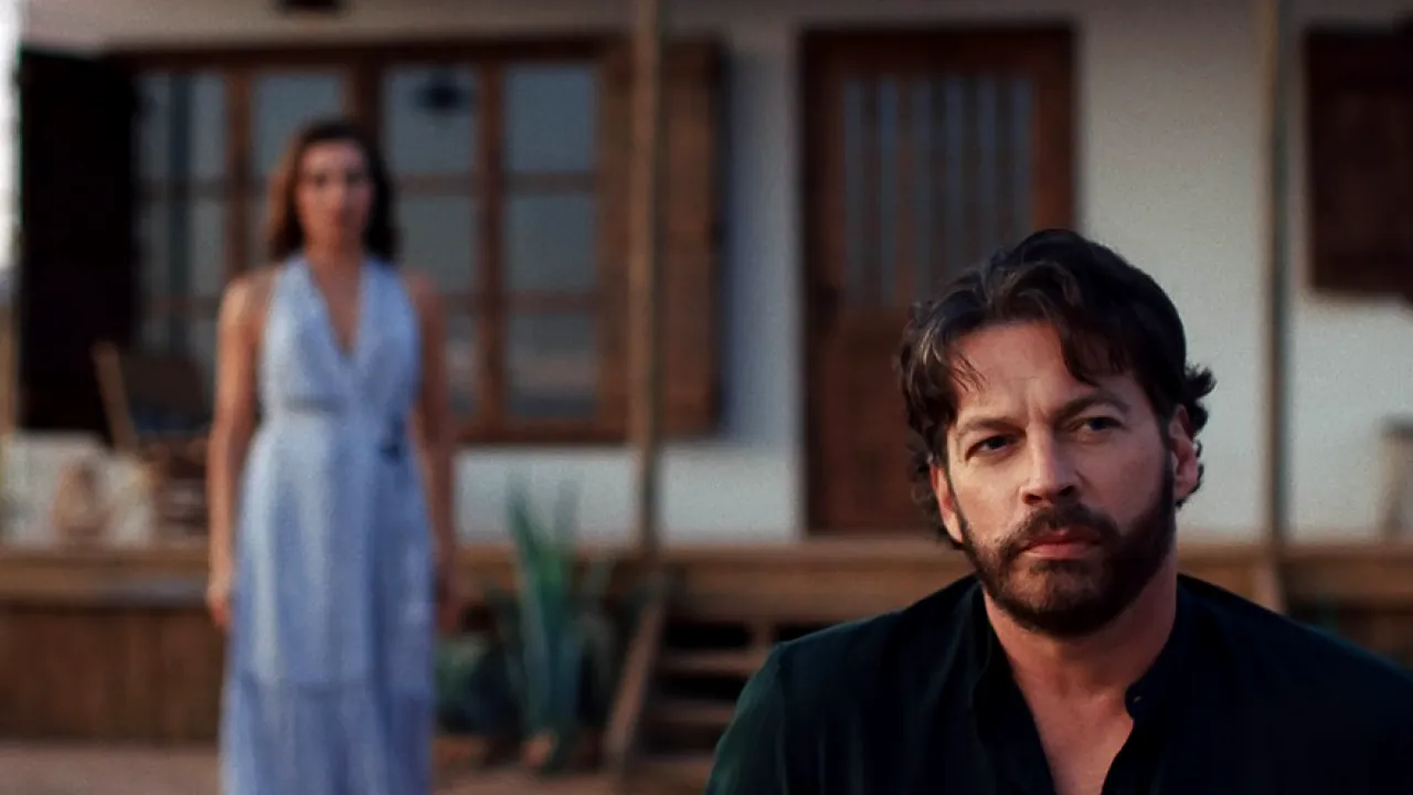 Filmul „fenomen” de pe NETFLIX cu o poveste tumultuoasă în spate care a aucerit topurile cu peste 14 milioane de vizualizări în doar o săptămână