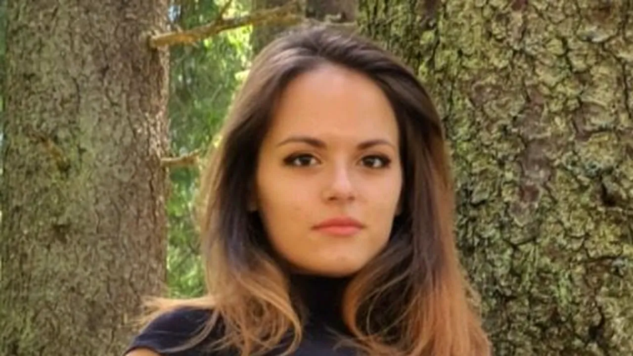 Elena, o tânără arbitră de volei, a murit în tragicul accident de pe Autostrada Soarelui. Mașina a rămas blocată, fără semnalizare, și a fost lovită în plin