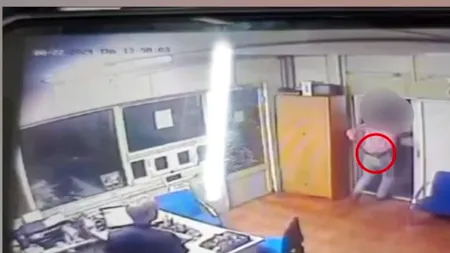 Un bărbat, înarmat cu un PISTOL, a intrat într-un service din Voluntari și l-a amenințat pe patron