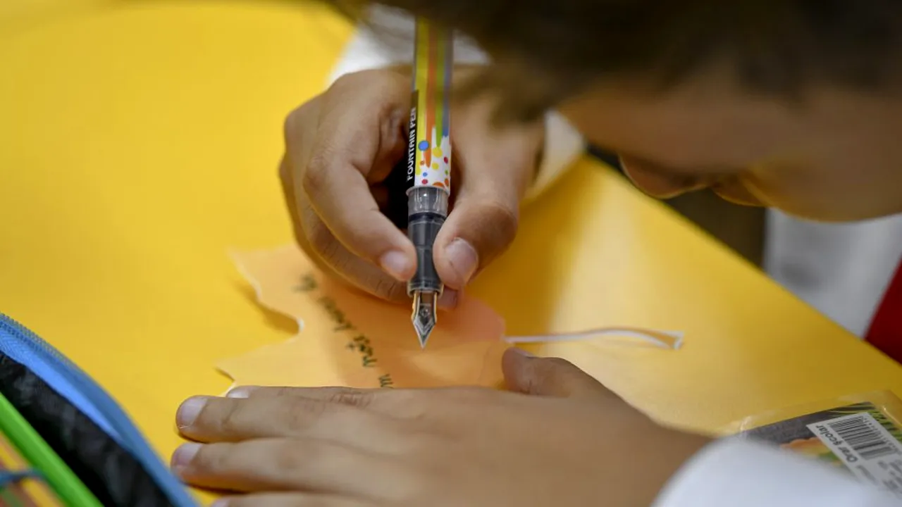 Sindicatele din Educației, după vizita ministrului Monica Anisie în școli: Controalele trebuie să respecte legea! Pedagogic nu se face așa!