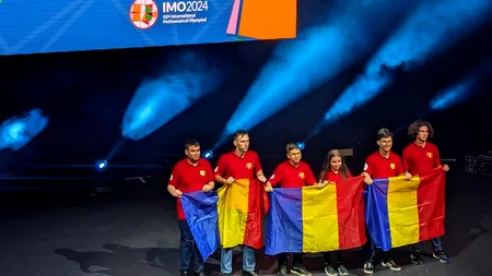 Toți cei șase elevi români care au participat la Olimpiada Internațională de Matematică din Marea Britanie au obținut câte o MEDALIE