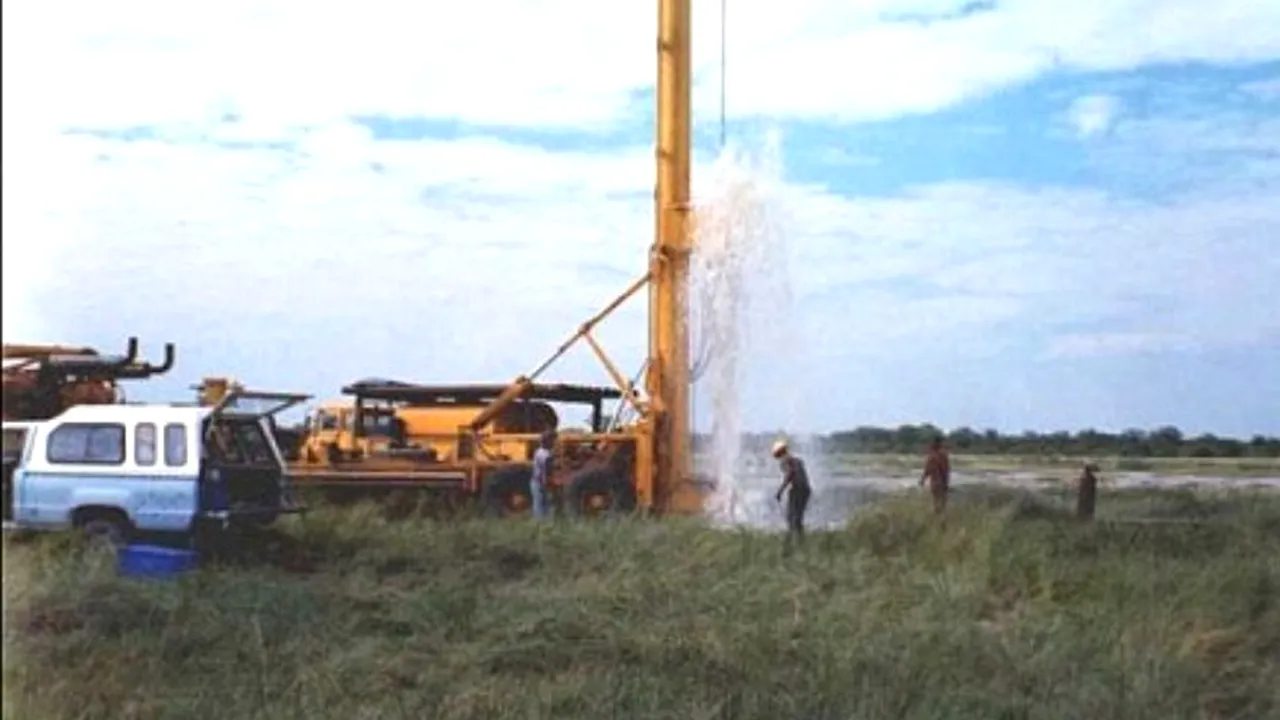 Una din cele mai mari rezerve de apă din Africa, descoperită sub granița dintre Angola și Namibia. Ar ajunge pentru 400 de ani