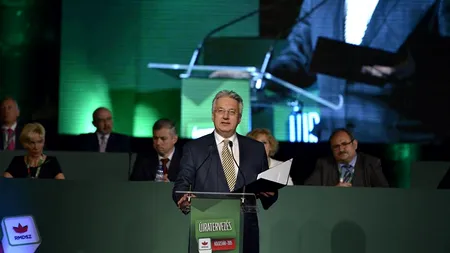 Pe motiv că maghiarii ar fi persecutați în România, vicepremierul Ungariei l-a premiat pe unul pe care DNA l-a trimis în judecată pentru spălare de bani