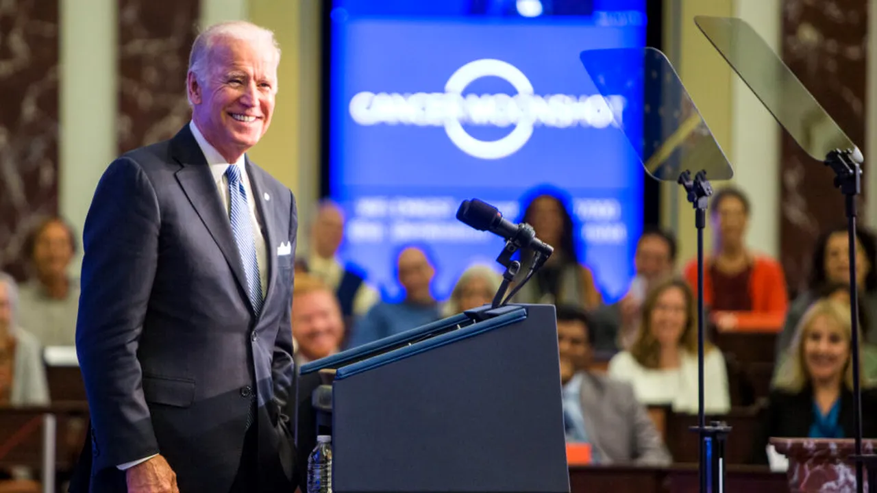 America vinde promisiuni Ucrainei. Casa Albă cere Kievului reformă și luptă anticorupție