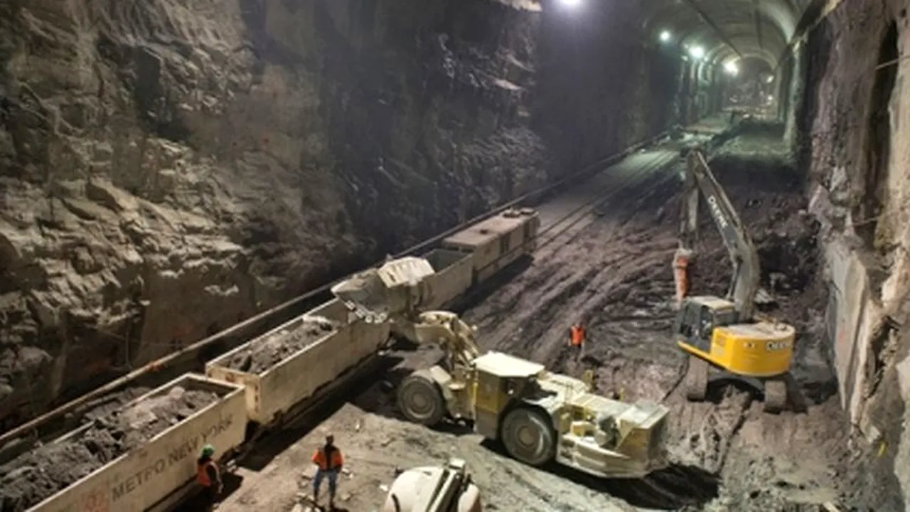 FOTO: Cum arată lucrările de extindere la metroul din New York, un proiect de 17 miliarde de dolari