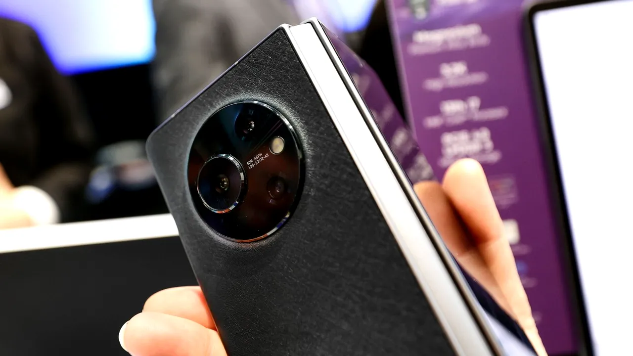 O marcă necunoscută în Vest tocmai a ridicat ștacheta în domeniul camerelor de pe smartphone-uri