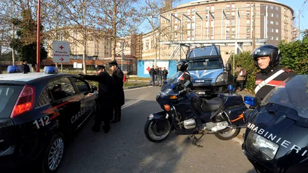 Trei persoane au murit după ce o navă s-a ciocnit cu un turn de control în portul Genova