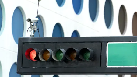 Ce greșeală pot face pietonii când traversează strada. Titi Aur: „De asta se întâmplă accidentele”