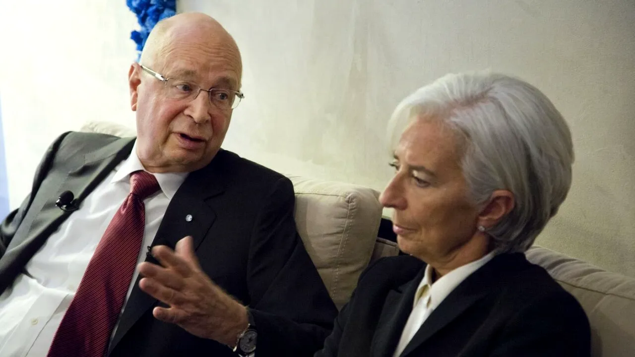 FT: Klaus Schwab susține că i-a propus lui Christine Lagarde să își SCURTEZE mandatul la BCE și să devină președinte al Forumului Economic Mondial