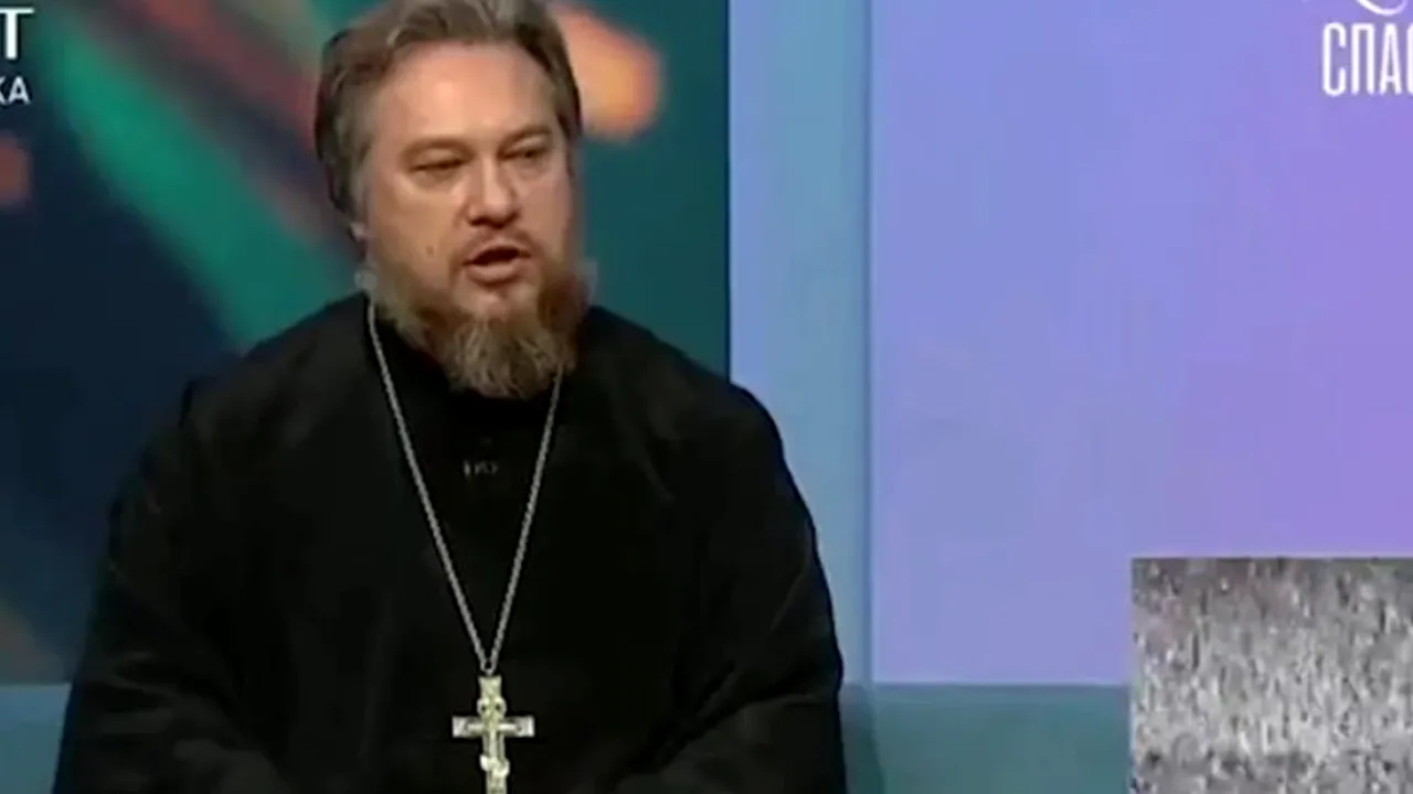 Cum „consolează” un preot rusoaicele care își pierd fiii în război: Să nască mai mulți copii