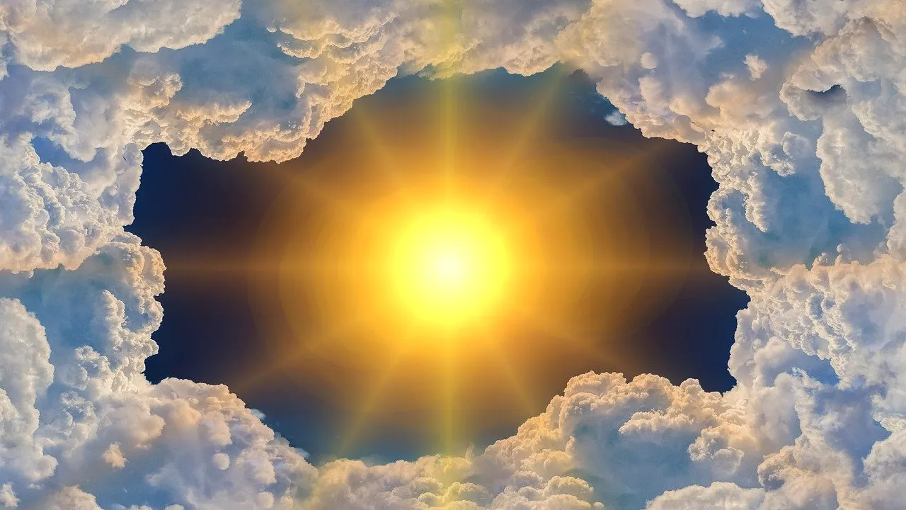 Ministerul Sănătății, recomandări pentru a ne proteja de caniculă: Intervalul orar în care ar trebui să ne ferim de expunerea la soare