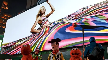 Google a închiriat cel mai mare panou publicitar din lume. Cât va plăti compania pentru a-și face reclamă în Time Square