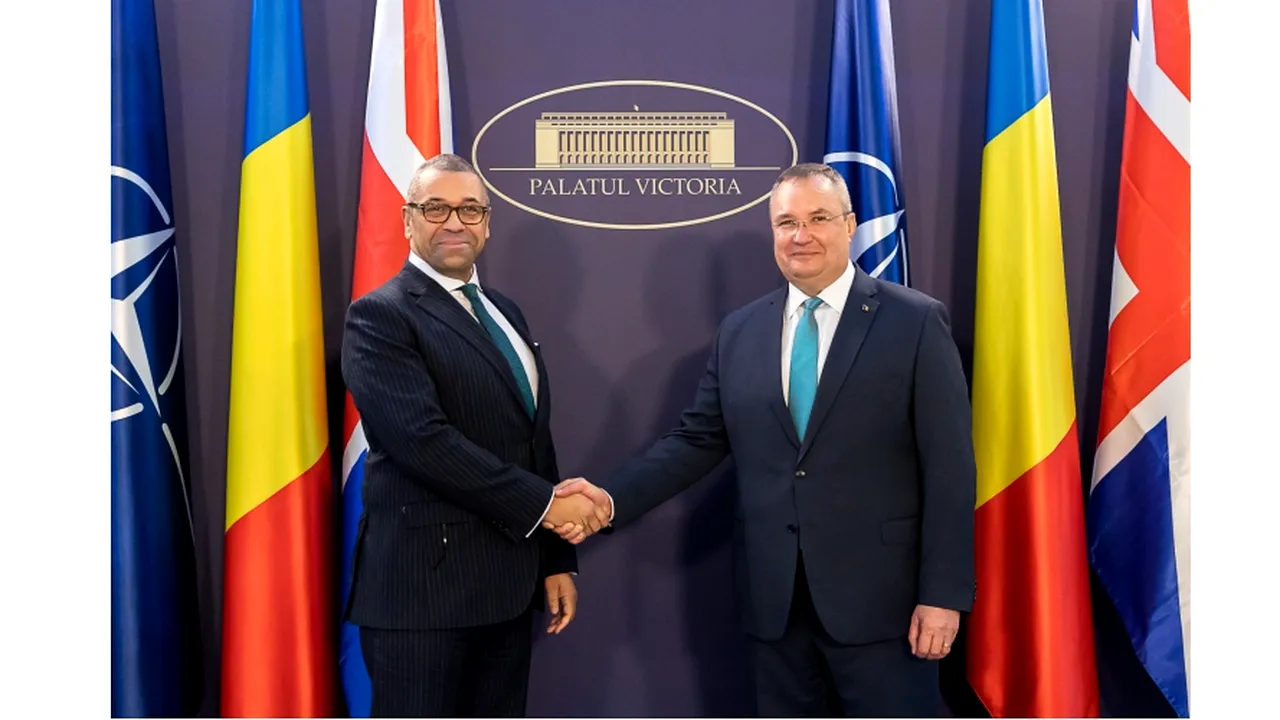 Premierul Nicolae Ciucă l-a primit la Palatul Victoria pe ministrul pentru Afaceri Externe al Regatului Unit al Marii Britanii şi al Irlandei de Nord, James Cleverly
