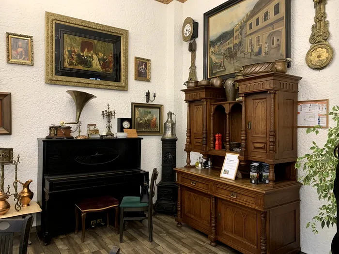 Restaurantul Carol al Conacului Maria Theresa