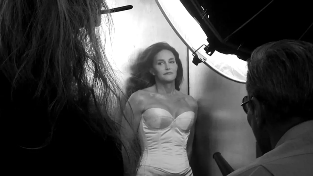 Fostul atlet Bruce Jenner, tatăl vitreg al lui Kim Kardashian, a devenit 