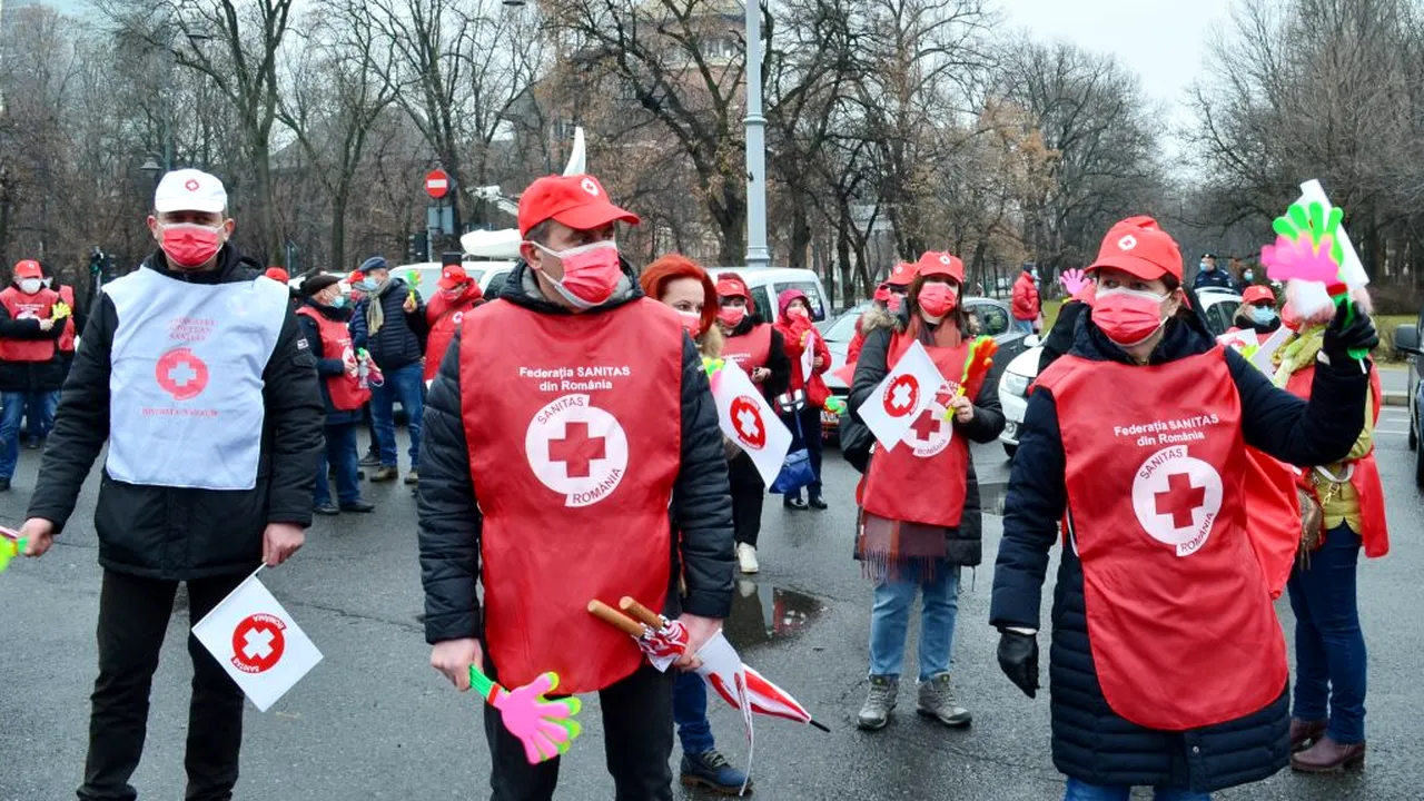 Sanitas protestează din nou: „Riscăm declanşarea unei avalanşe de reacţii spontane, incontrolabile ale angajaţilor din Sănătate şi Asistenţă Socială, care ar putea aduce cele două sisteme în colaps”
